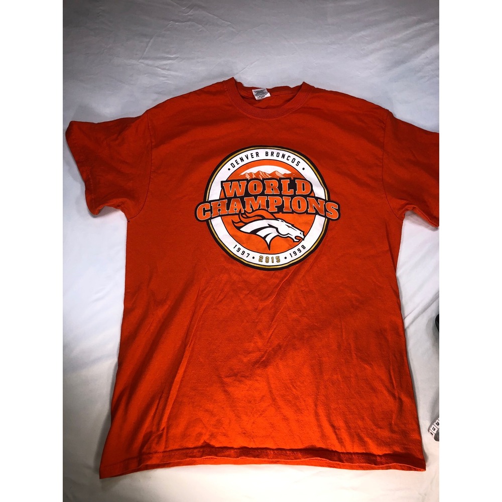 Denver Broncos World Champions Orange Graphic T-Shirt 1997 1998 2015 Mens Medium